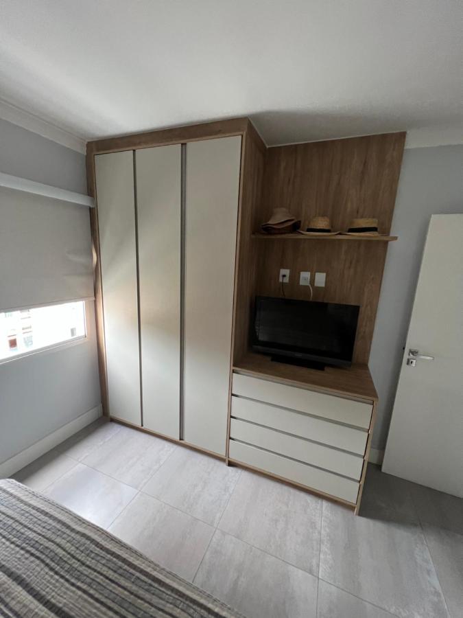 גוארויה Apartamento Impecavel Completo Proximo A Praia Com Barco Opcional מראה חיצוני תמונה
